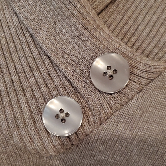 Tunic sweater with pockets - Picture 3 of 4